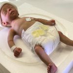 Frühchen Baby Dummie aus Silikon 35 SSW SFX mit Atembewegung Brust, Bauch, Kopf movieSFX Spezialeffekte
