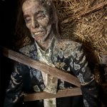 SFX Dummie leicht Mumifiziert mit Schimmel Silikon Filmeffekte Kino TV Spezialeffekte Dummy